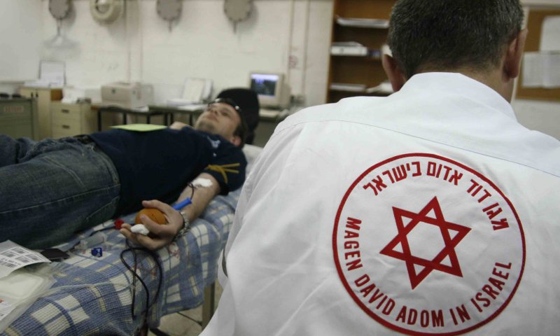 בשל מחסור חמור: הציבור נקרא לתרום דם