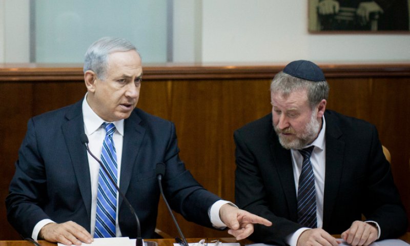 "אי צדק" &bull; נתניהו: "החלטת מנדלבליט מעוררת תמיהה"