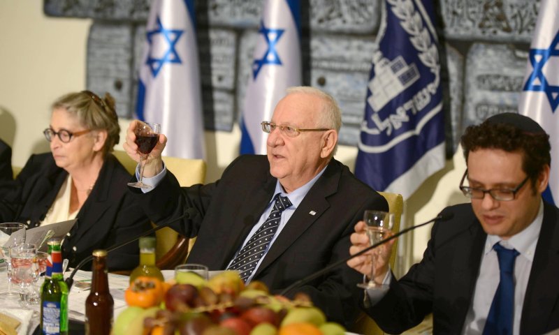 ריבלין ורעייתו ערכו סדר ט"ו בשבט נשיאותי