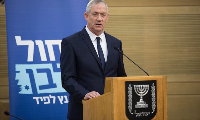 כחול לבן: "גניבת דעת גדולה" נתנגד לפיזור הכנסת