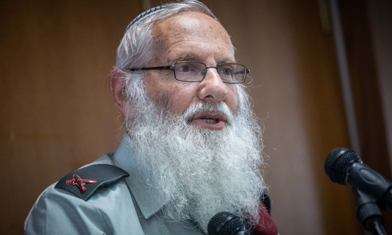 הרב קרים פסק: ללוחמים בעזה מותר לאכול קטניות