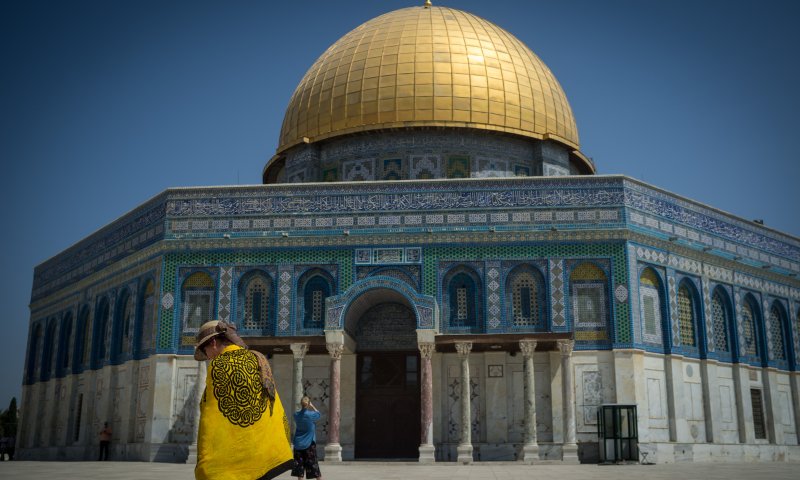 מהומות בהר הבית: ערבים ניסו להצית עמדת משטרה
