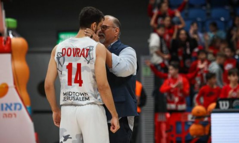 אחרי שנה וחצי: נועם דוברת חוזר למגרש