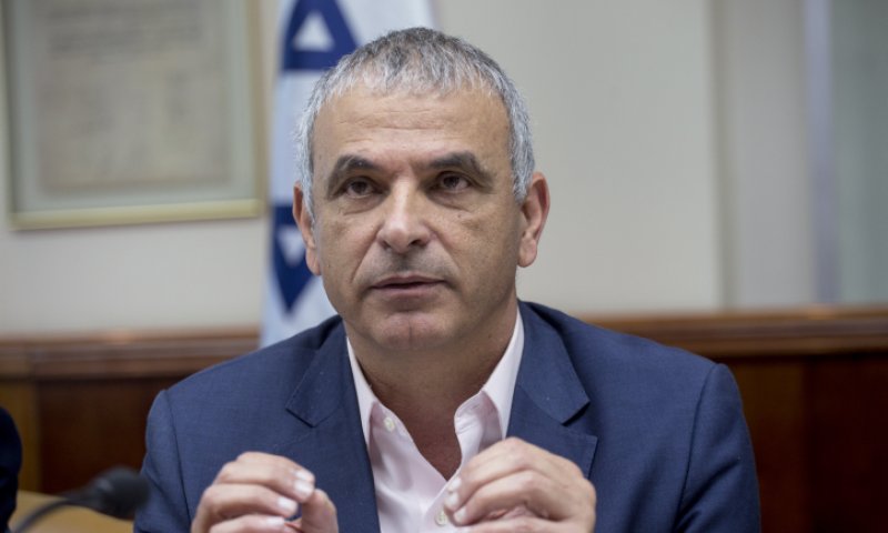 כחלון: "דמיינתי שהוא מכה את אמא שלי"