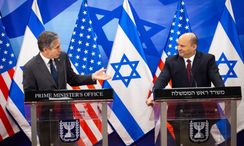 בנט לבלינקן: אמשיך לסייע כרה"מ החליפי