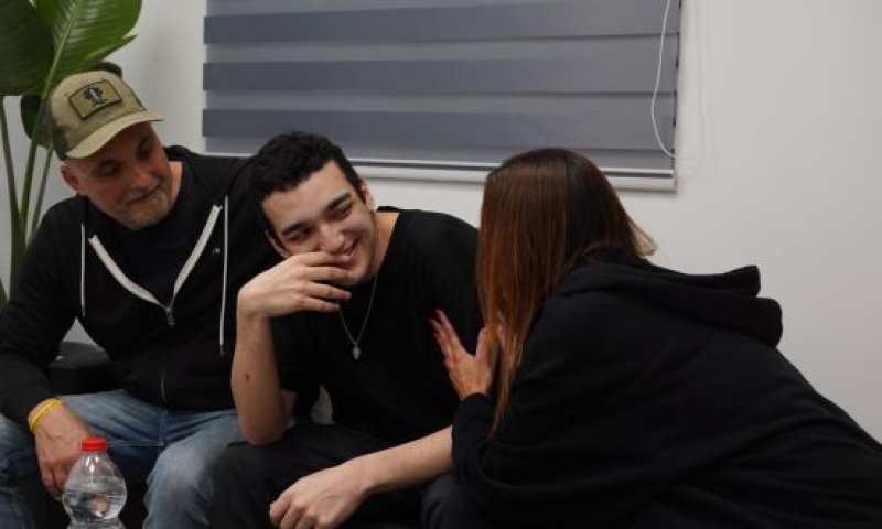 בשעה טובה: עידן אלכסנדר שוחרר מבית החולים