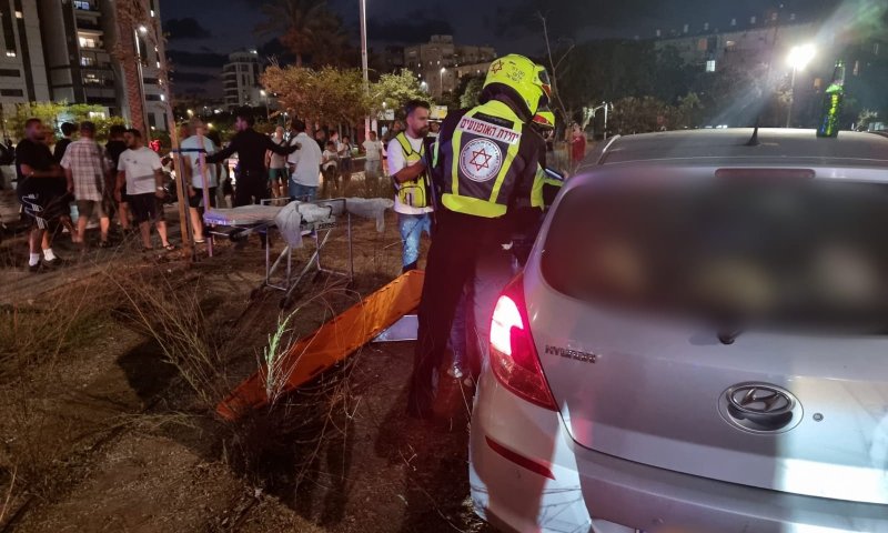 ירי לעבר רכב בבת ים: אישה כבת 35 נפצעה אנוש