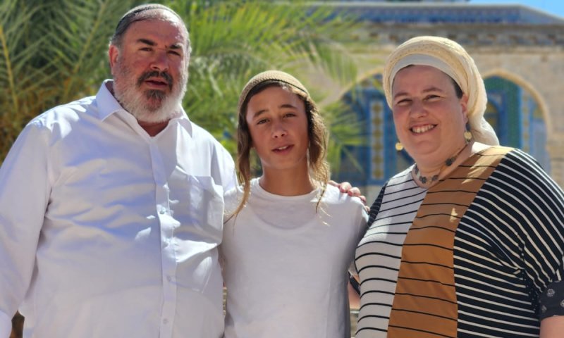 יתום המלחמה הגיע למצוות ועלה להר הבית להגיד קדיש