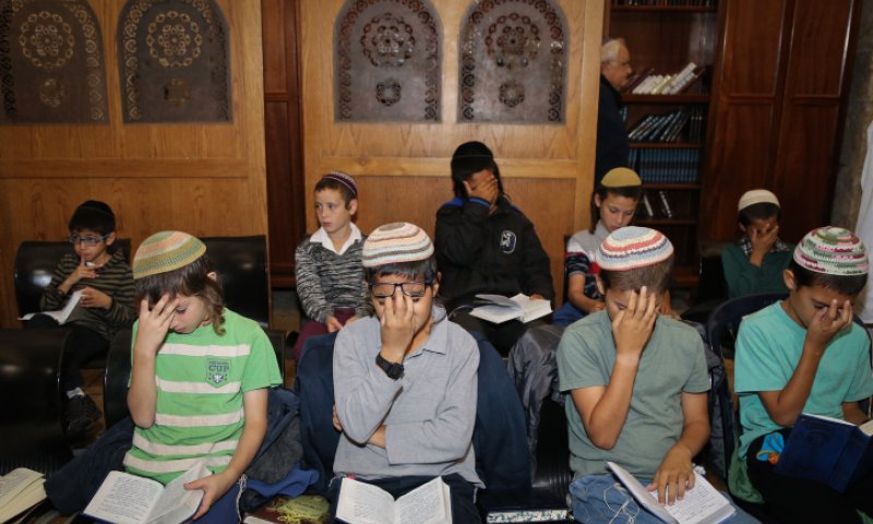 האם ילד של בוגר הר המור יכול ללמוד עם ילד של בוגר מרכז הרב?