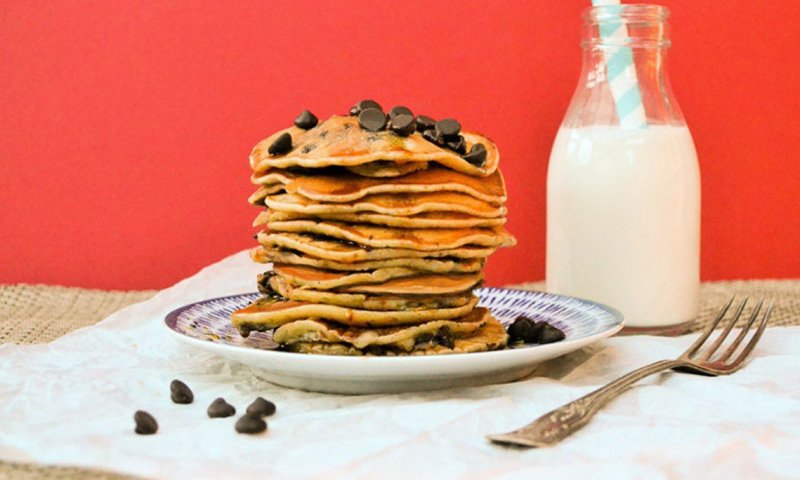 זמן להתפנק: פנקייק שוקולד צ'יפס טבעוני