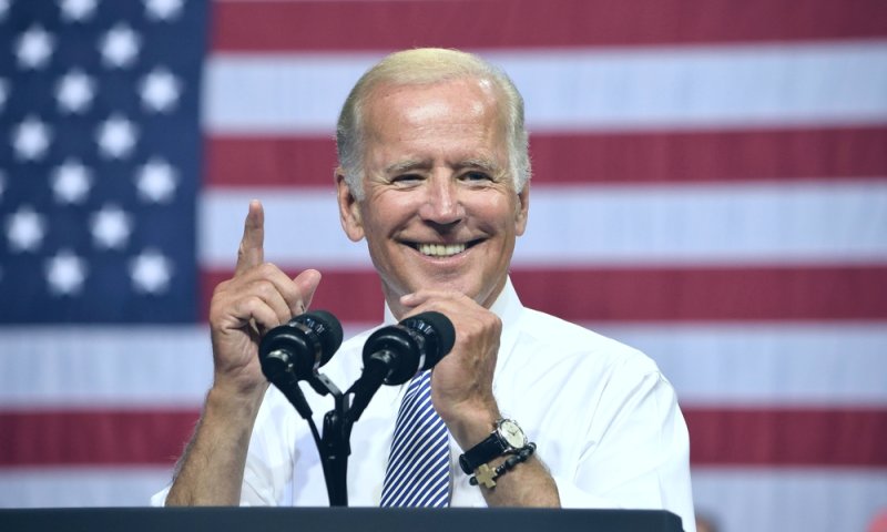 הפריימריז בארה"ב: ג'ו ביידן וברני סנדרס מובילים