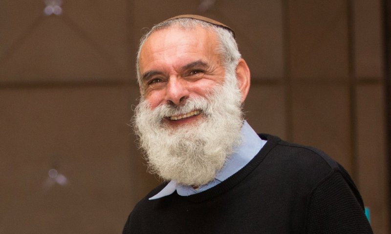 התפללו לרפאותו השלמה של הרב אביחי רונצקי