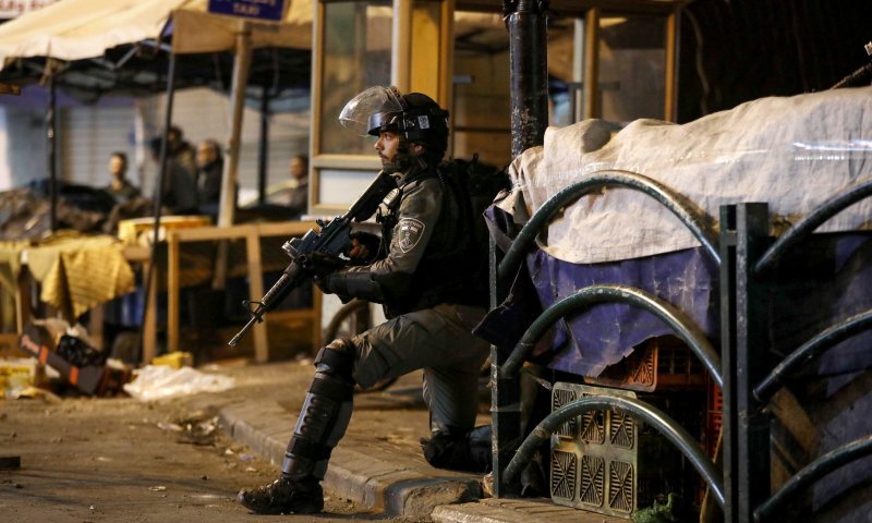 הרוג פלסטיני בעימותים עם צה"ל בחברון