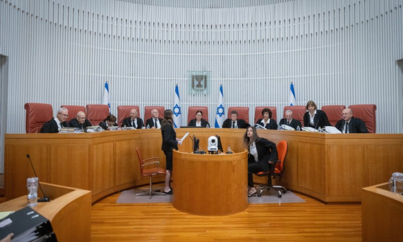 זו הסיבה שבג"צ מתעקש לפורר אותנו