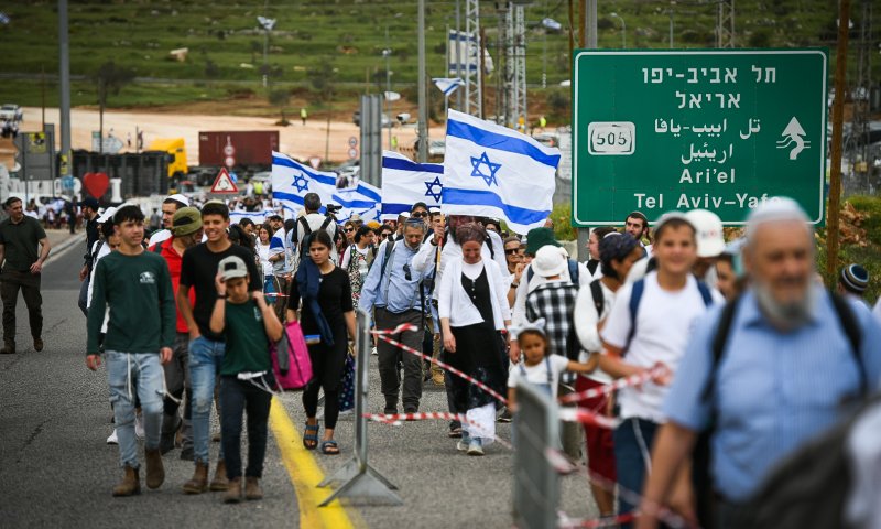 לקראת ההחלטה הצפויה: הצעדה לאביתר החלה
