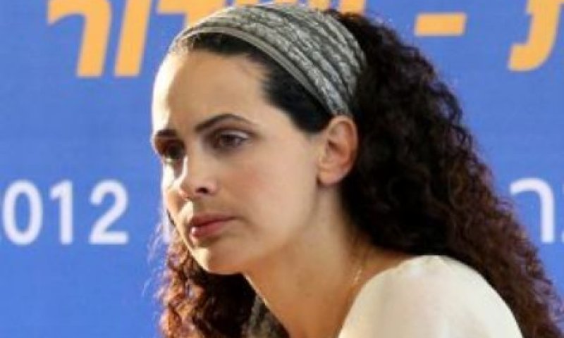 שרה ב"ק: הרב רפי היה צריך לבחור בין רע לרע מאוד