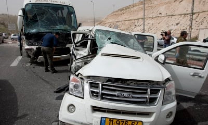 טרגדיה בצומת הזורעים: הרוג ופצועים בתאונה