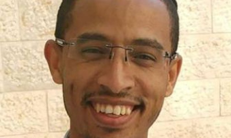 הותר לפרסום: זה השוטר שרצח את אשתו לעיני ילדם