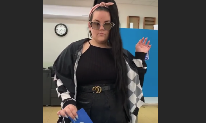 בוחרים ומשפיעים: הסלבס נוהרים לקלפיות