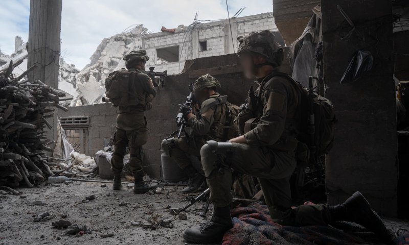 צפו בתיעוד: לוחמי גולני מחסלים חוליית מחבלים ברפיח