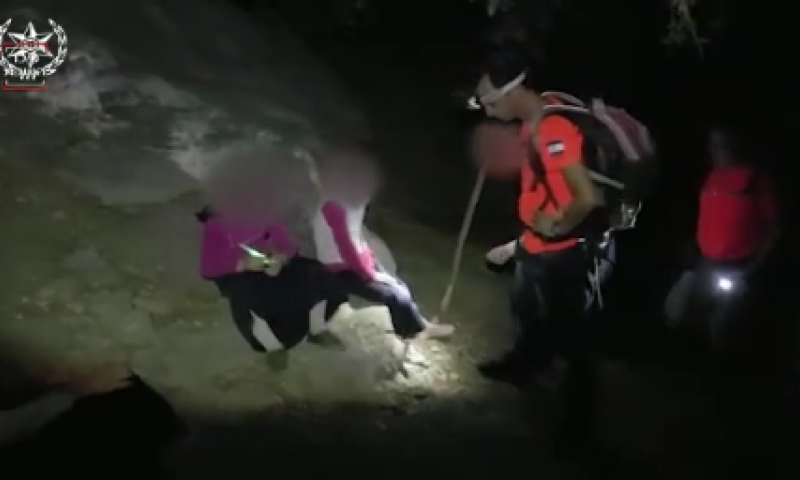 משפחה בת 10 נפשות הלכה לאיבוד;חולצה אחרי 6 שעות