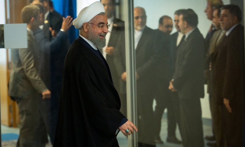 האיראנים מאיימים: "תפנו את מגדלי המסחר"