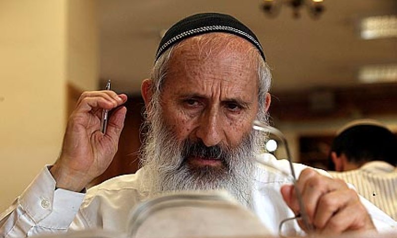 שו"ת סמס: אפשר לצאת מנטיות הפוכות