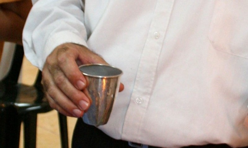 חייל דתי הצהיר "אני עושה קידוש" והוגדר כ'שתיין פתולוגי'