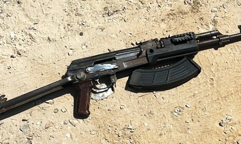 חשד לירי בלוד: אב ובנו נעצרו עם קלצ'ניקוב וקילו סמים