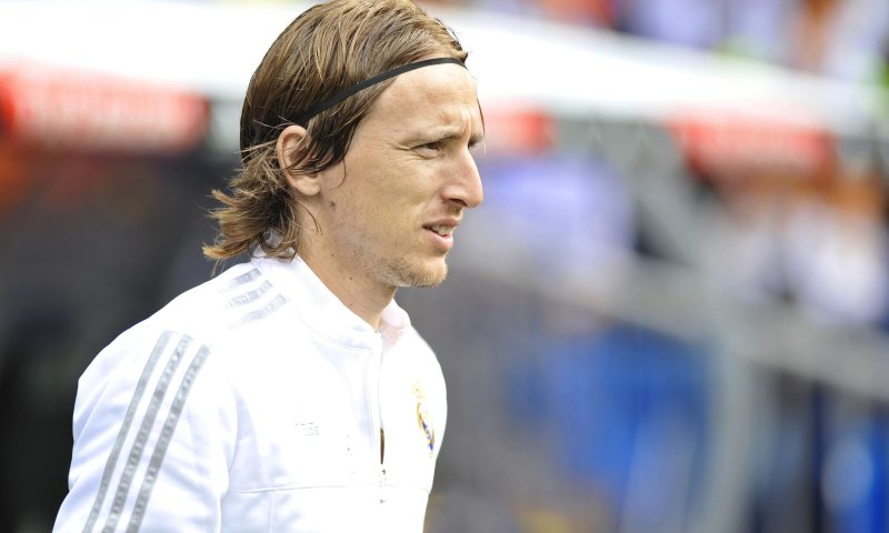 אלפונוסו דיוויס כבש לקנדה וקבע שני שיאים