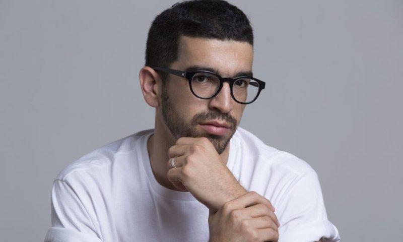 "היתה לי זכות נדירה לשיר את המילים האלו"&bull;צפו