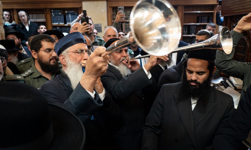 גלריה: תפילה בקבר רחל בהשתתפות מפקד מג"ב