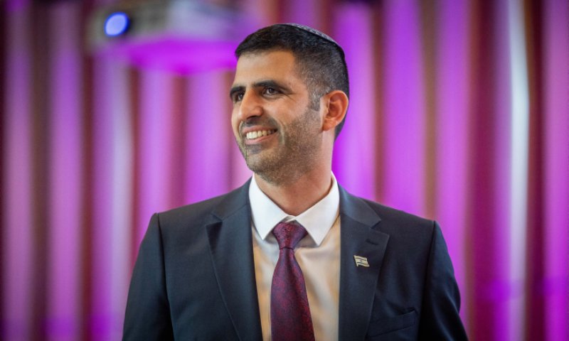 שלמה קרעי מצפצף על נתניהו: "אפשר לשים רובוט בתפקיד"