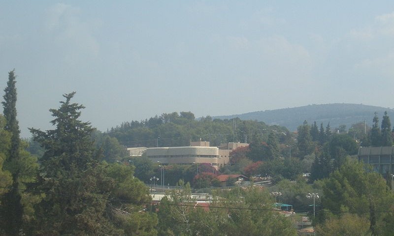בית ספר מפגיש תלמידים עם פליטה אריתראית