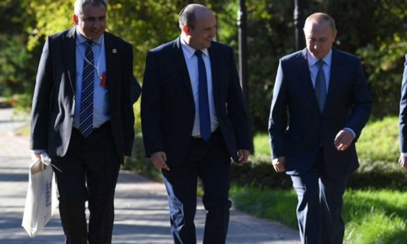 אלקין מסביר: זה מה שהיה בשקית בפגישה עם פוטין