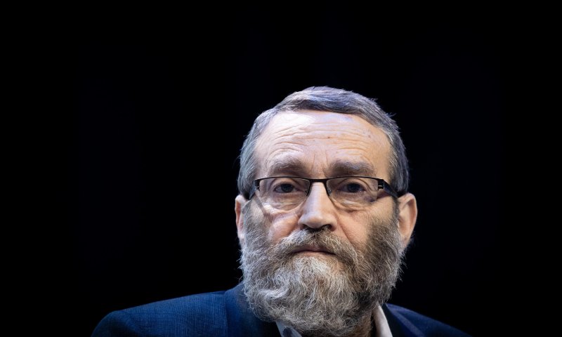 גפני לסמוטריץ': "מה תהיה המתיחה הבאה שלך?"