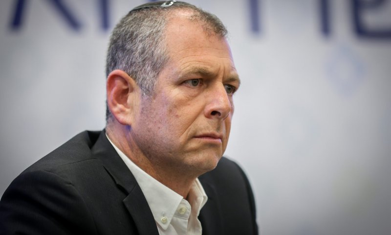 מכה לסמוטריץ': מנכ"ל משרד האוצר הודיע על פרישה