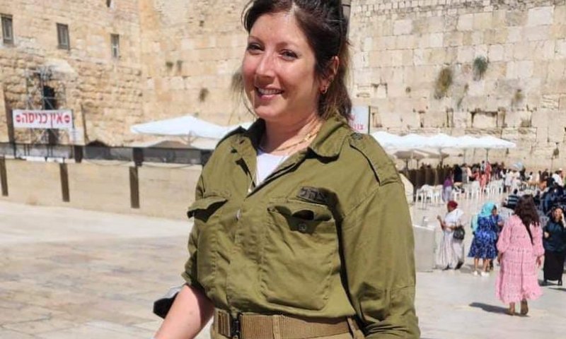 האחות השכולה בגיל 35 התגייסה לצה"ל: "באתי להוסיף אור"