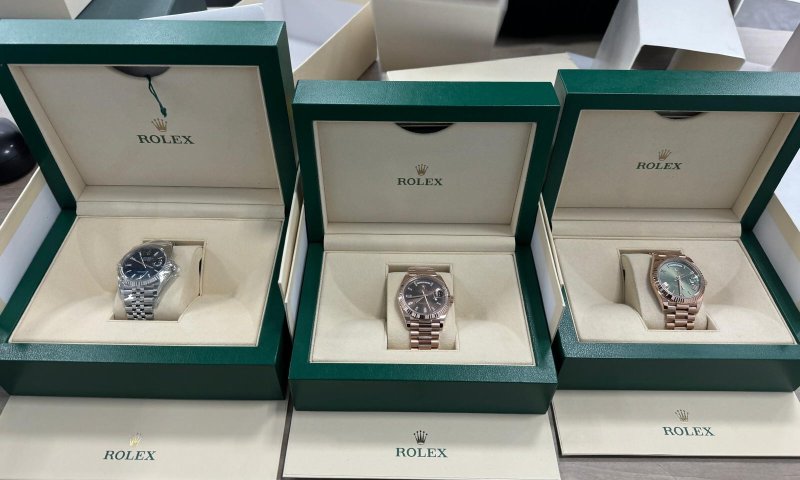 נתפס בנתב"ג: ניסה להבריח שעונים בשווי 720 אלף ש"ח