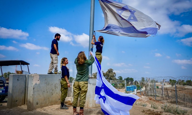 הקרב בניר עם: הנחיית המג"ד הצילה בדיעבד כוחות רבים