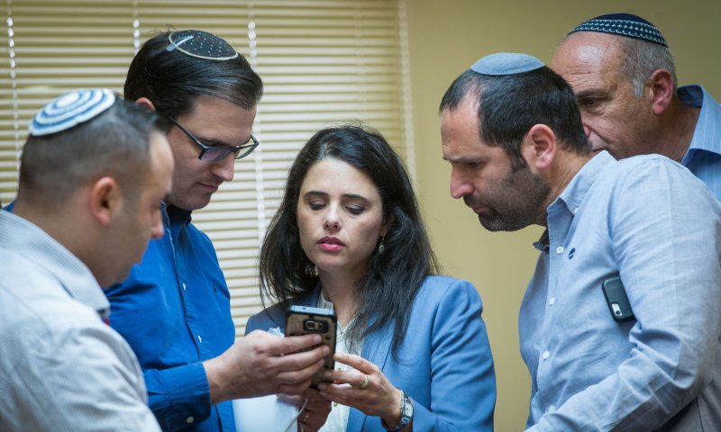 ההחלטה על מתווה הכותל חוזרת לאיילת שקד