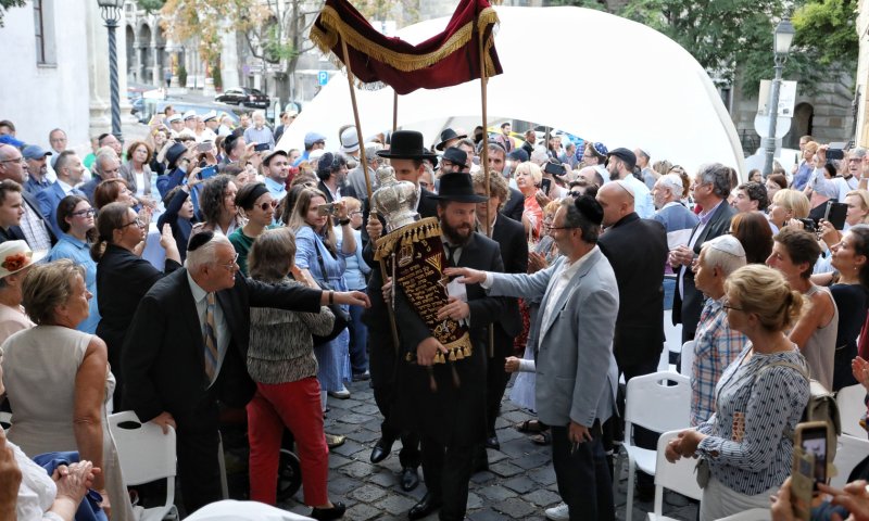 400 שנה אחרי שנסגר: בית הכנסת נפתח מחדש