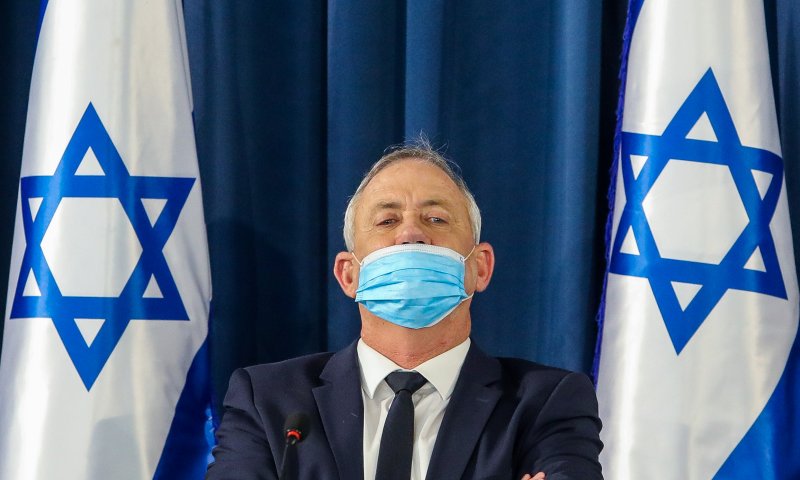 פרשנות: המתנה של שופטי בג"ץ לבני גנץ