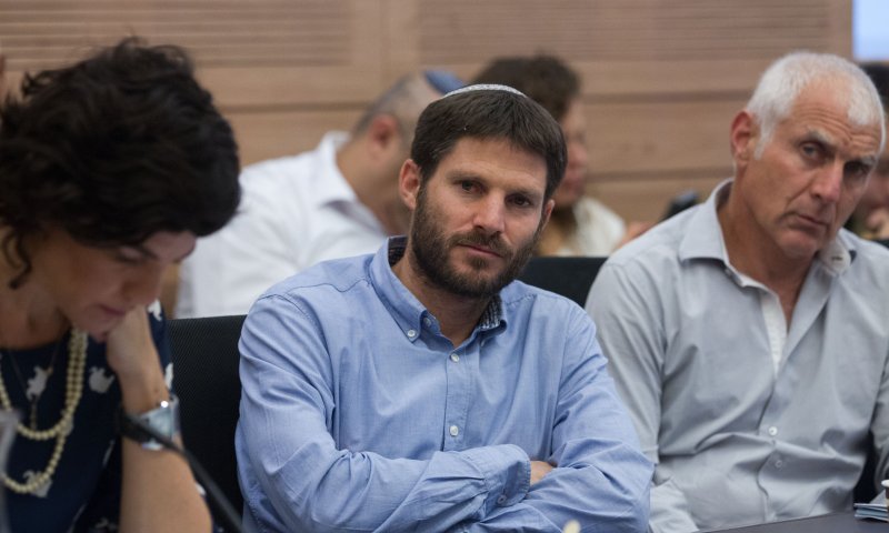 'חצוף, של נעליך'; מתקפה חרדית על סמוטריץ'