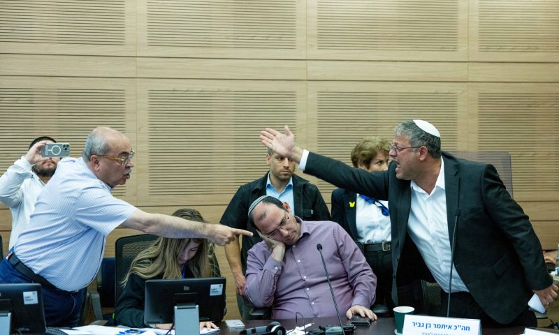 תמונת היום: בן גביר וטיבי צועקים, רוטמן מנמנם