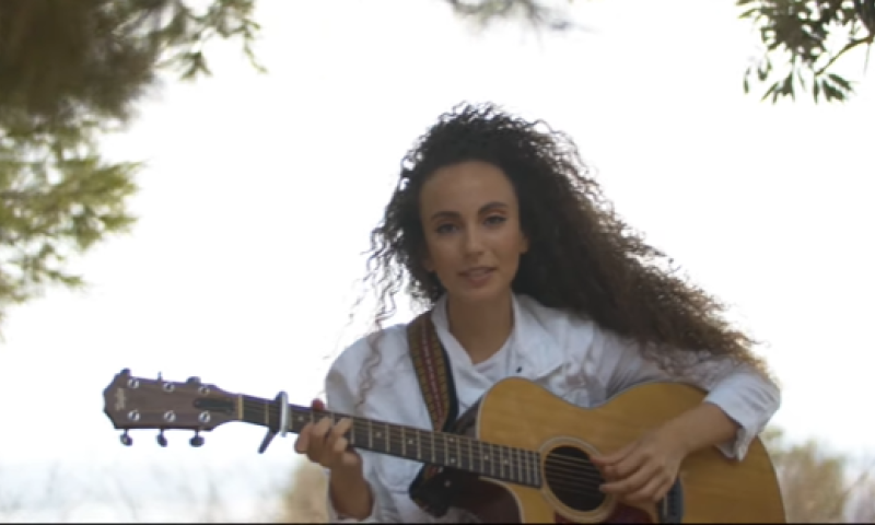 צפו: ההפתעה של יובל דיין לזוגות שהתחתנו בקורונה