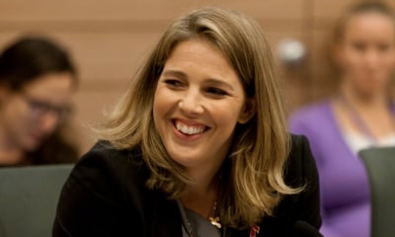 המורדת: ח"כ קול מתנגדת להצעה להעלות את אחוז החסימה