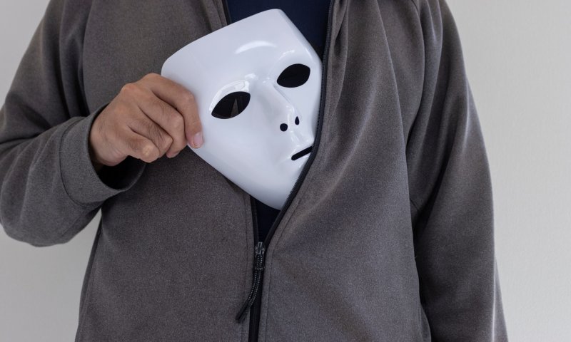 אני לבד גם כשאתה פה