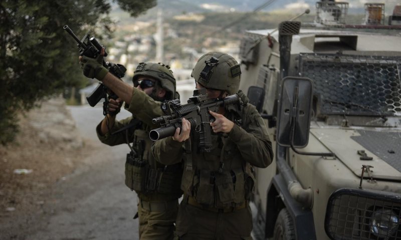 זרקו אבנים ופצעו חייל בראשו: תשעה פלסטינים נעצרו בשומרון