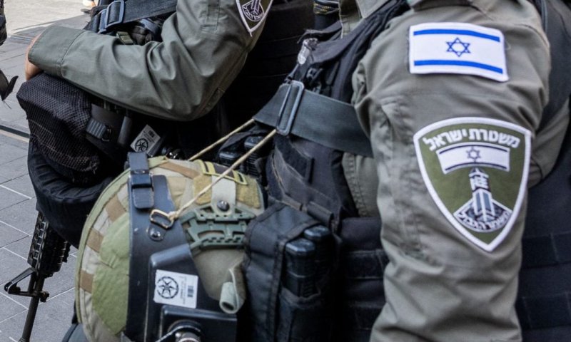 שנתיים מאסר לשוטרי מג"ב שהתעללו ושדדו פלסטינים